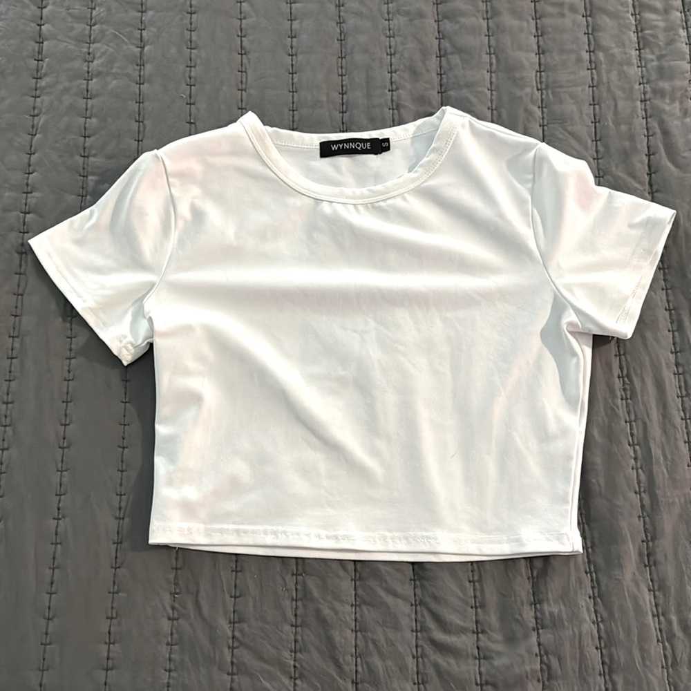 Wynnque crop top